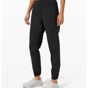 Lululemon Adapted State Jogger in Black